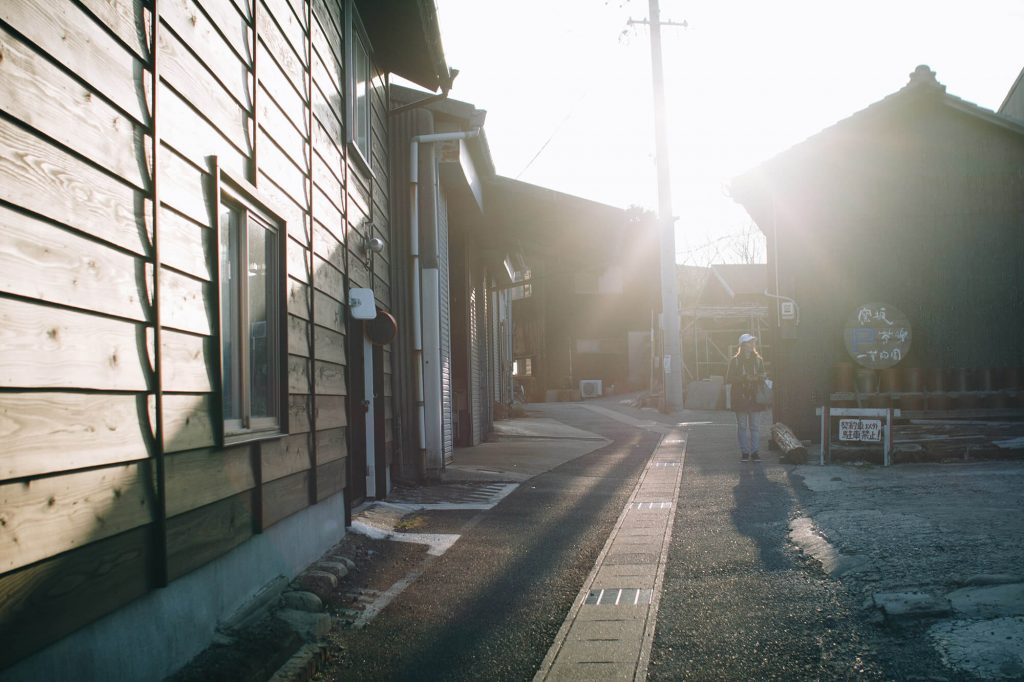 Walking along Tokoname